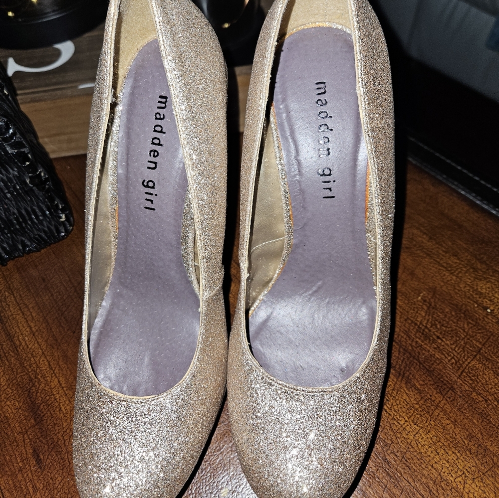 Madden Girl Gold Stilettos - Picture 2 of 4